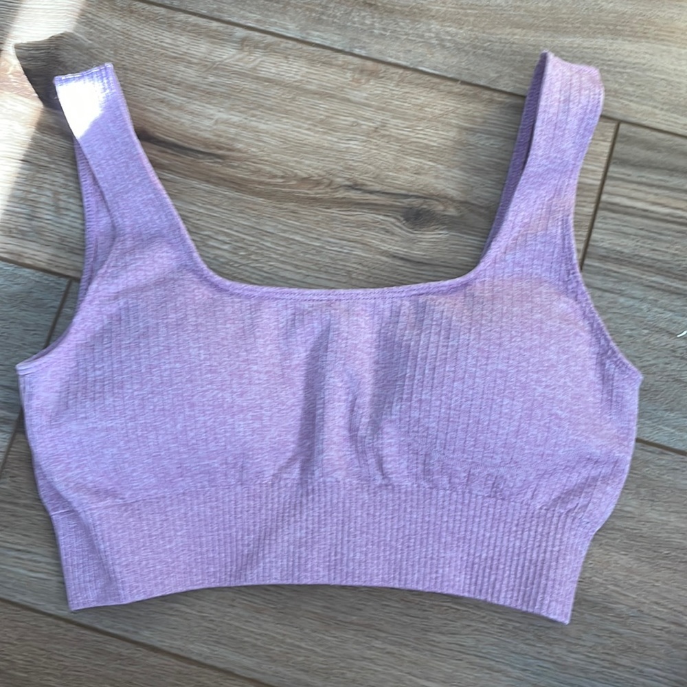 Women’s sports bra